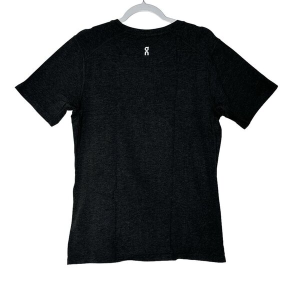 On Cloud T-Shirt R.O.C Men's Small Black Athletic Outdoor Gym Stretch NWT - Picture 2 of 10